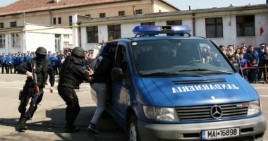 Stire din Eveniment : Jandarmii au aplicat amenzi de peste 10.000 de lei