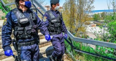 Stire din Eveniment : Depistați la pescuit, cu unelte ilegale. Jandarmii au luat măsuri