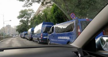 Stire din Eveniment : Prima reacție a Jandarmeriei după ce trupele antitero au fost fotografiate la protestul de sâmbătă