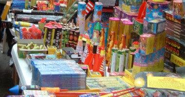 Stire din Eveniment : Jandarmii au "colindat" vânzătorii de petarde