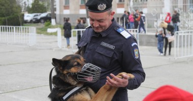 Jandarmii constănțeni, vizitați de elevii de liceu - 4