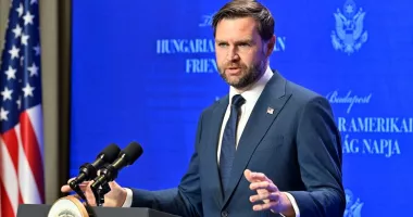 Stire din Actualitate : JD Vance: „Liderii europeni nu prea sunt interesați să rezolve războiul din Ucraina“