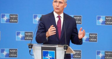 Stire din Actualitate : Jens Stoltenberg: „NATO nu va trimite trupe de luptă în Ucraina în cazul unei invazii ruse”