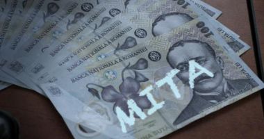 Stire din Eveniment : Un inspector ANAF a fost reținut, după ce a fost surprins când lua mită de la o femeie