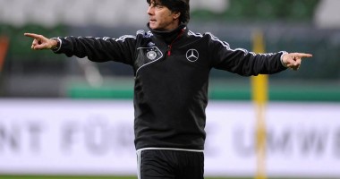 Stire din Sport : Fotbal - CM 2014 / Joachim Low: Brazilienii au intrat în șoc după ce-au încasat trei goluri în patru minute