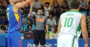 Stire din Sport : JO: Echipele de baschet ale României, calificate în optimi