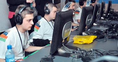 Constănțenii care au cucerit lumea în războaie virtuale - 10