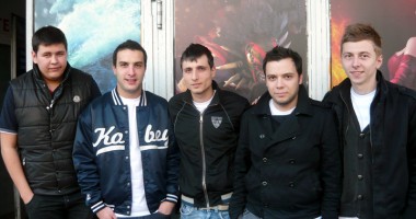 Stire din Eveniment : Constănțenii care au cucerit lumea în războaie virtuale