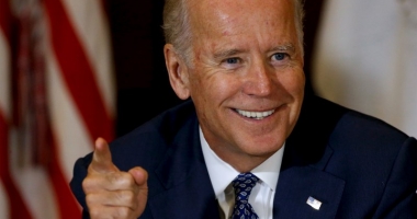 Stire din Actualitate : Joe Biden spune că nu vrea să servească în administrația Clinton