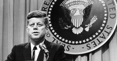 Stire din Actualitate : Arhiva unui  fost secretar american al Apărării, vândută la licitație