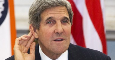 Stire din Actualitate : Tensiuni în Ucraina! John Kerry a refuzat să vorbească la telefon cu Serghei Lavrov