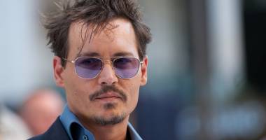 Stire din Monden : Johnny Depp și-a cumpărat o insulă în Grecia, în valoare de 4,2 milioane de euro