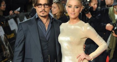 Johnny Depp s-a logodit