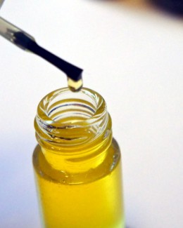 Stire din Sănătate : Uleiul de jojoba te poate scăpa de ridurile de expresie