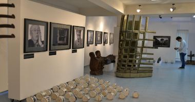 Coşmar printre artişti! Un nou bir pe artă induce ideea de asasinat cultural - 2
