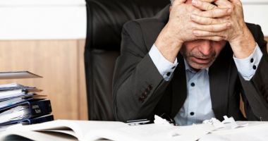 Stire din Economie : Pandemia Covid-19 descurajează lansarea de noi afaceri, dar le întărește pe cele vechi