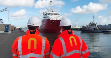 Stire din Economie : Drama unui marinar român, care a muncit 11 ani pe navele unei companii olandeze și a fost concediat