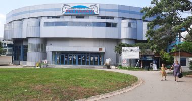 Stire din Social : Lucrările pentru extinderea Delfinariului Constanța stagnează în această vară