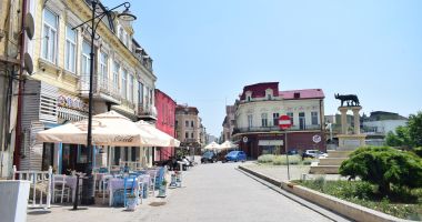 Stire din Social : Regulament nou pentru zona peninsulară. Cine va mai avea acces pe străzile pietonale?