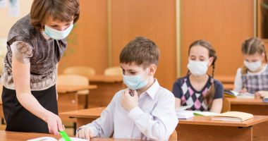 Stire din Cultură-Educație : Bulversare în rândul elevilor de clasa a V-a. Patru clase noi înființate în municipiul Constanța, în „buza” anului școlar