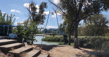 Stire din Eveniment : Dezastrul din Parcul Tăbăcărie: de la iarba uscată, la monumente distruse!