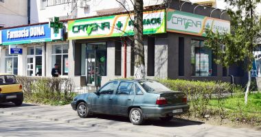 Stire din Social : Farmaciile, luate cu asalt pentru cumpărarea testelor rapide de Covid