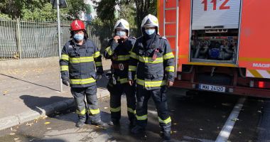Stire din Eveniment : Pompierii, la datorie! Ce verifică din trei în trei ore, în secțiile de terapie intensivă și în Urgență