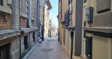 Stire din Social : Renaşte stradela Vântului din Constanţa. "Tot poporul vrea să ajute!"