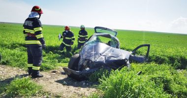 Stire din Eveniment : Cifre îngrijorătoare. Zeci de vieți curmate pe șoselele din județ, în accidente înfiorătoare