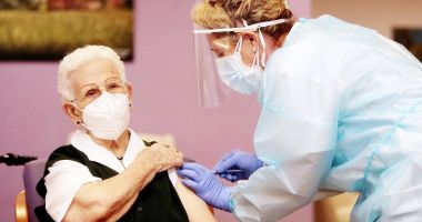 Stire din Social : Vaccinarea antigripală debutează înainte de 1 octombrie. "Unii pacienți nu mai aveau răbdare!"