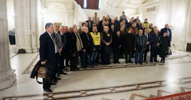 Stire din Eveniment : Militarii vor sindicat! "Este momentul zero pentru lupta pe frontul de acasă!"