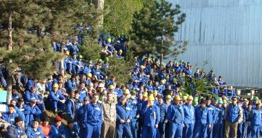 Stire din Economie : Statul român ignoră protestele salariaților de la Damen Shipyards Mangalia