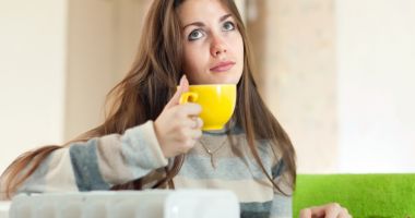 Stire din Social : Fiorii reci ai facturilor pun stăpânire pe constănţeni! Preţul apei calde s-ar putea să nu mai fie subvenţionat