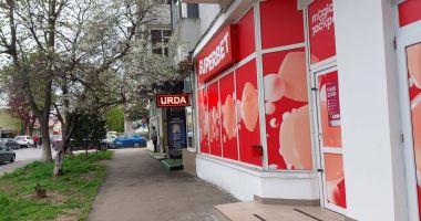 Stire din Social : Locuitorii cartierului Faleză Nord se declară asediați de casele de pariuri