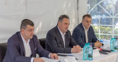 Stire din Politică-Administrație : Regia Autonomă Judeţeană de Drumuri Constanţa îşi începe activitatea într-o nouă formulă. "Avem de muncă!"
