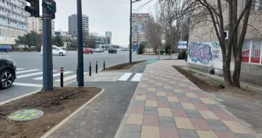 Stire din Social : Treceri de pietoni, marcate pe piste. Bicicliștii, obligați să acorde prioritate