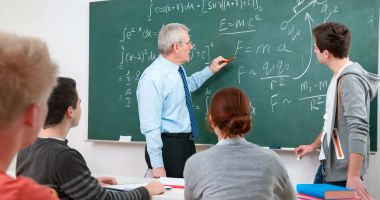 Stire din Cultură-Educație : Cum a hotărât IȘJ Constanța să ocupe cele 151 de funcții de conducere rămase vacante
