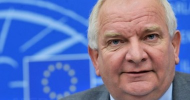 Stire din Politică-Administrație : Joseph Daul: "Afirmația lui Ponta despre președinte și regimul nazist este scandaloasă"