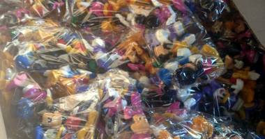 Stire din Eveniment : Păpuși, baloane și lego, confiscate de polițiști