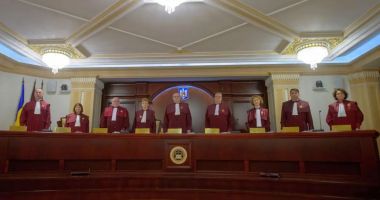 Stire din Actualitate : A fost demarată procedura de numire a unui judecător la CCR. Votul în plenul Parlamentului, pe 23 iunie