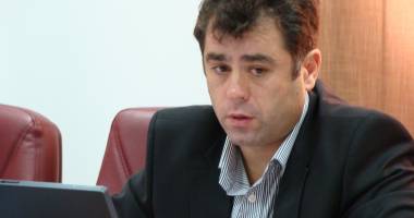 Stire din Eveniment : Apel la discuții libere între magistrați și avocați