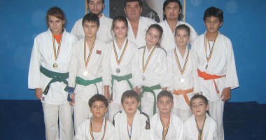 Stire din Sport : Judokanii de la LPS, pe podium la Festivalul Românesc