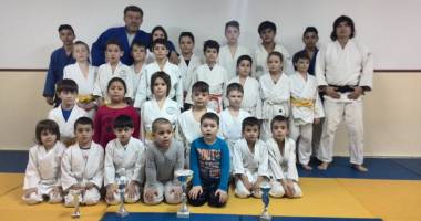 Stire din Sport : "Constanța are potențial  de a crește judoka foarte buni"