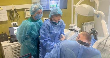 Stire din Sănătate : Implantul subperiostal realizat de specialiștii M&M Dental Team vă redă zâmbetul