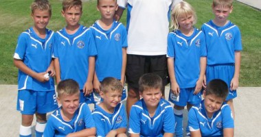 Stire din Sport : Două grupe de juniori ale Academiei Hagi, la Cupa Mauro