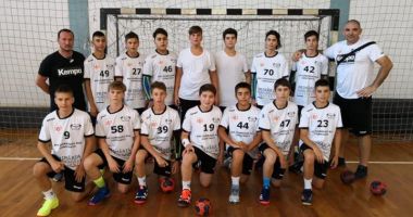 Stire din Sport : Juniorii Academiei HCDS,  victorii în serie