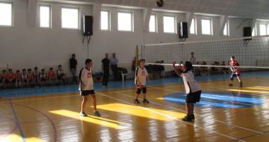 Voleibaliștii juniori, premiați de către conducerea CVM Tomis - 11