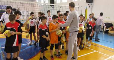 Voleibaliștii juniori, premiați de către conducerea CVM Tomis - 8