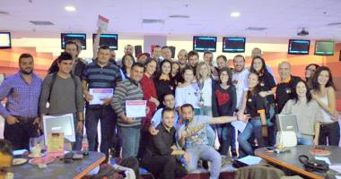 Stire din Sport : Cine a câștigat Cupa Presei la bowling