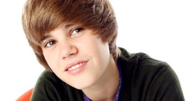 Stire din Monden : Polițiștii suedezi au găsit droguri în autocarul lui Justin Bieber
